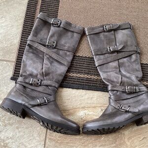 Born Gray Leather Boots